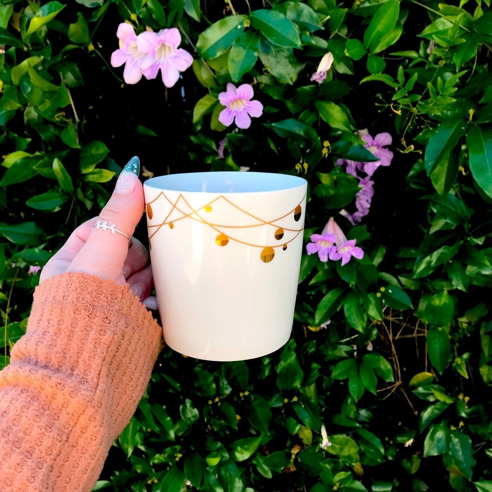 Starbucks Mug Gold & White 4 inches Tall
